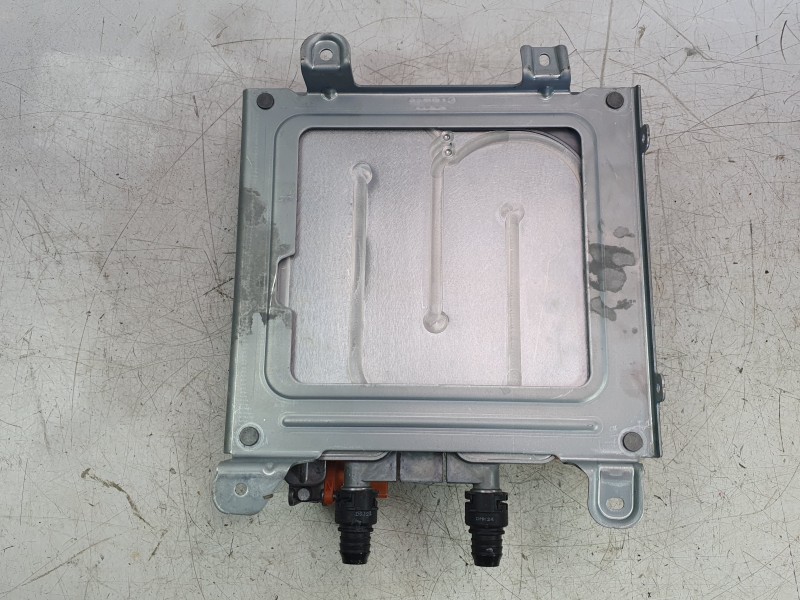 Recambio de inversor para mercedes-benz eqb (x243) eqb 250+ (243.602) referencia OEM IAM A0009002650  