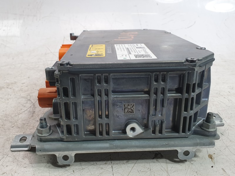 Recambio de inversor para mercedes-benz eqb (x243) eqb 250+ (243.602) referencia OEM IAM A0009008650  