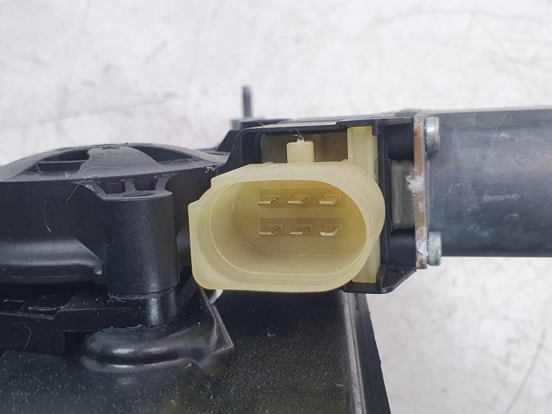 Recambio de elevalunas delantero izquierdo para bmw x2 (f39) sdrive 18 d referencia OEM IAM 742039108 1BW0004686AA 