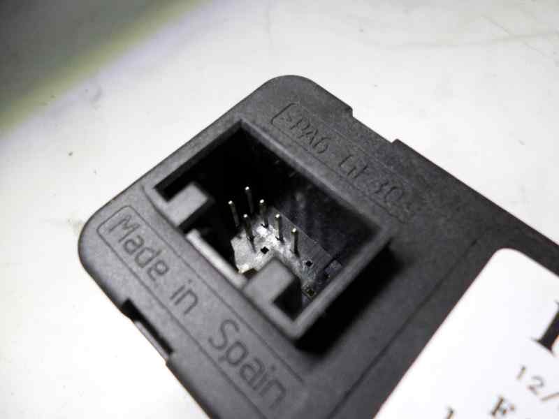 Recambio de mando elevalunas delantero izquierdo para opel astra g berlina 2.0 dti referencia OEM IAM   