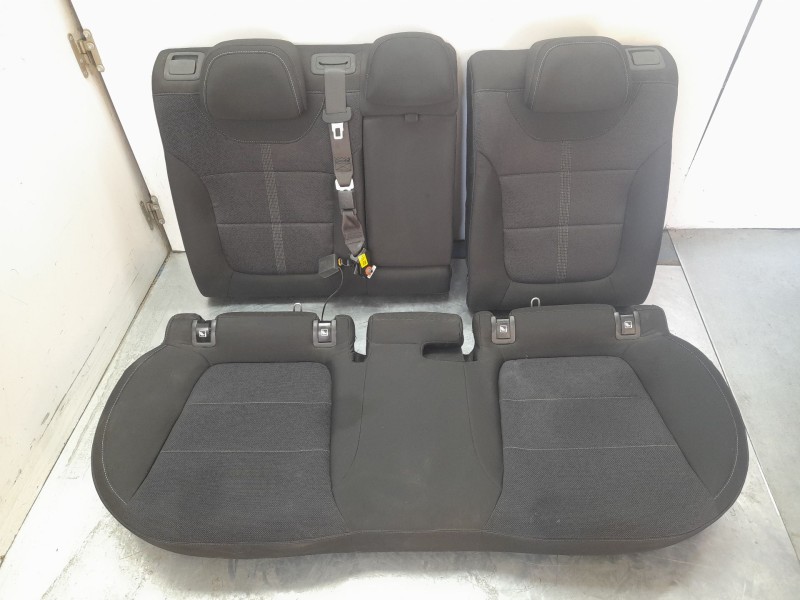 Recambio de asientos traseros para hyundai i30 (pde, pd, pden) 2.0 n referencia OEM IAM 89100G4000PSM  