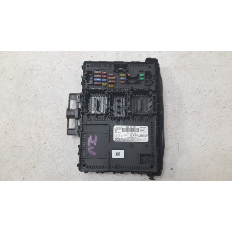 Recambio de caja reles / fusibles para ford focus iv (hn) 1.0 ecoboost mhev referencia OEM IAM RU5T15604BJCD  