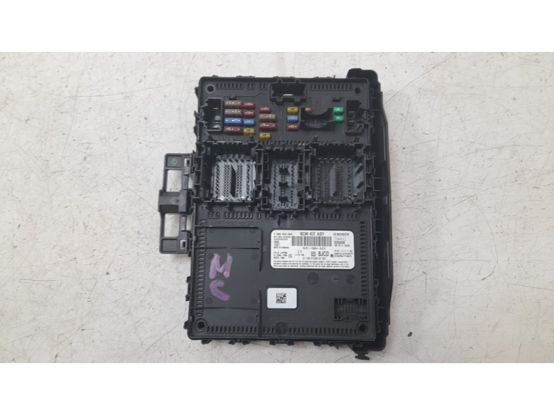 Recambio de caja reles / fusibles para ford focus iv (hn) 1.0 ecoboost mhev referencia OEM IAM RU5T15604BJCD  