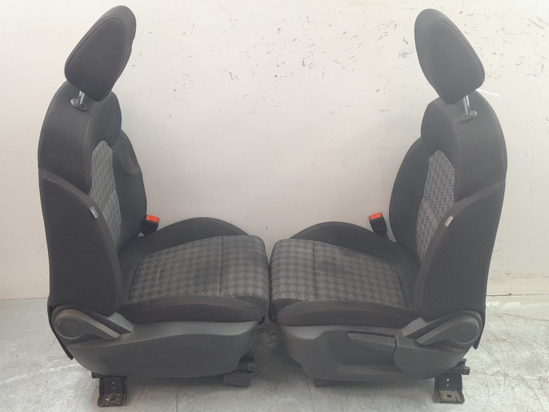 Recambio de juego asientos completo para mg zs suv (azs1) 1.5 vti referencia OEM IAM 10405841  