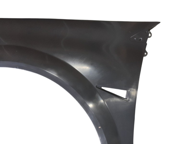 Recambio de aleta delantera izquierda para renault megane ii berlina 5p referencia OEM IAM 7701473702  109193812/5572551/RN42030