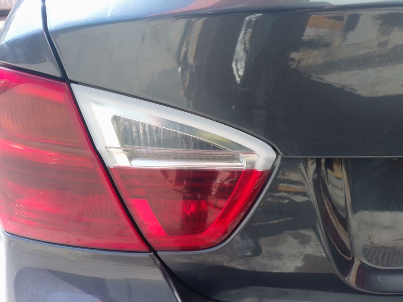 Recambio de piloto trasero izquierdo interior para bmw 3 (e90) 320 d referencia OEM IAM   