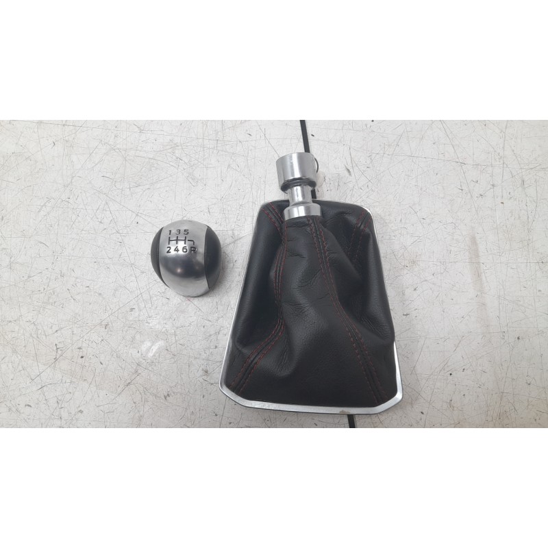 Recambio de pomo palanca cambio para ford focus iv (hn) 1.0 ecoboost mhev referencia OEM IAM NX7BA045A66  