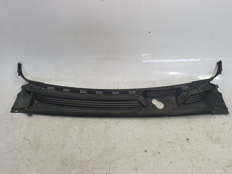 Recambio de torpedo para dacia spring referencia OEM IAM 668126451R  