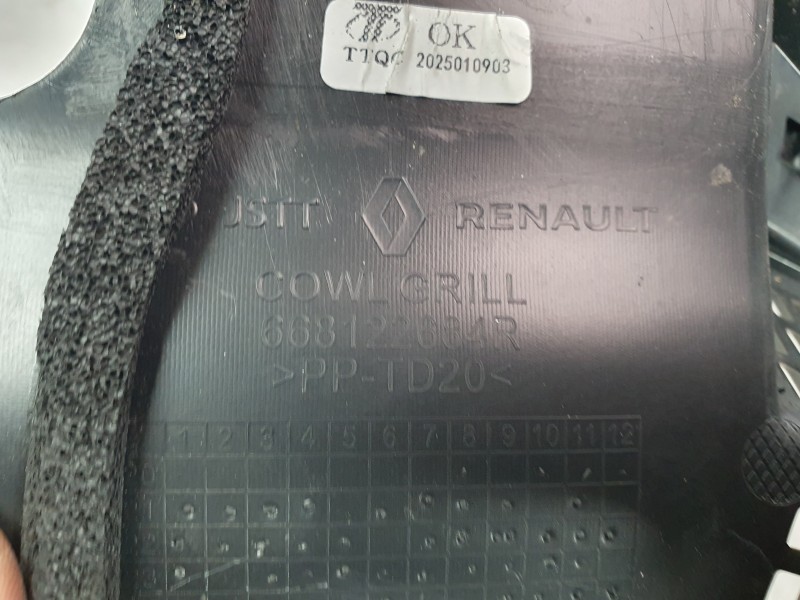Recambio de torpedo para dacia spring referencia OEM IAM 668126451R  
