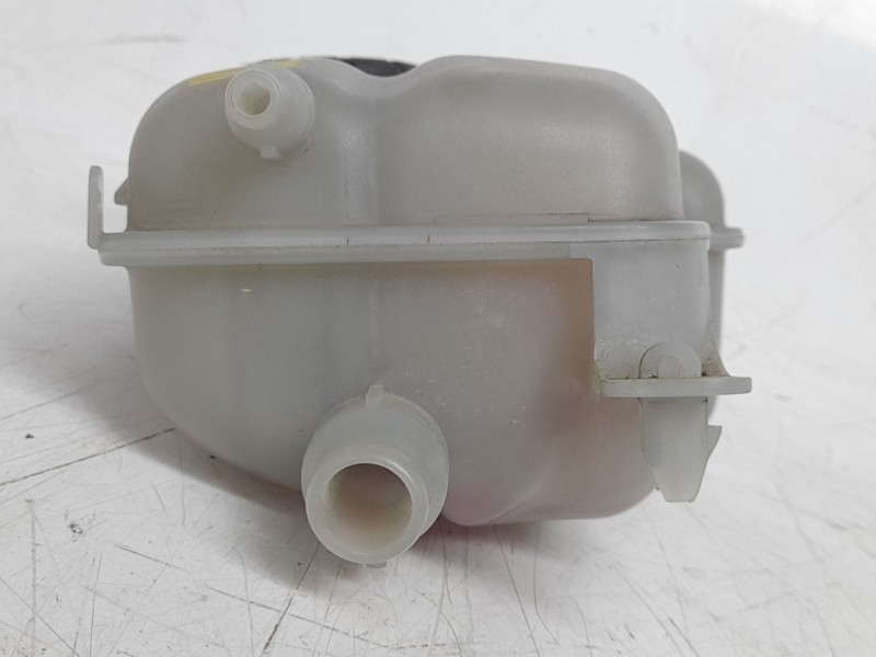 Recambio de deposito expansion para mercedes-benz clase a berlina (bm 177) a 250 e (177.186) referencia OEM IAM 2475000049  