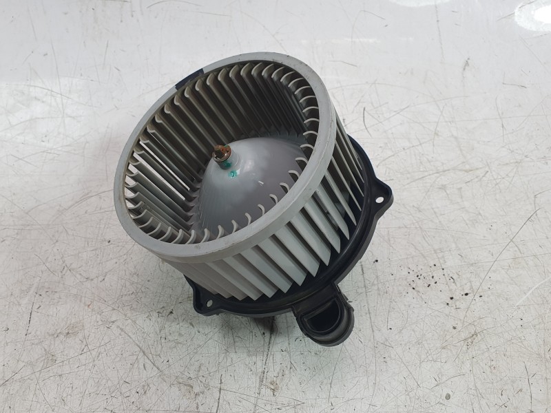 Recambio de ventilador calefaccion para ford ranger (tke) 2.0 ecoblue 4x4 referencia OEM IAM 2311105  