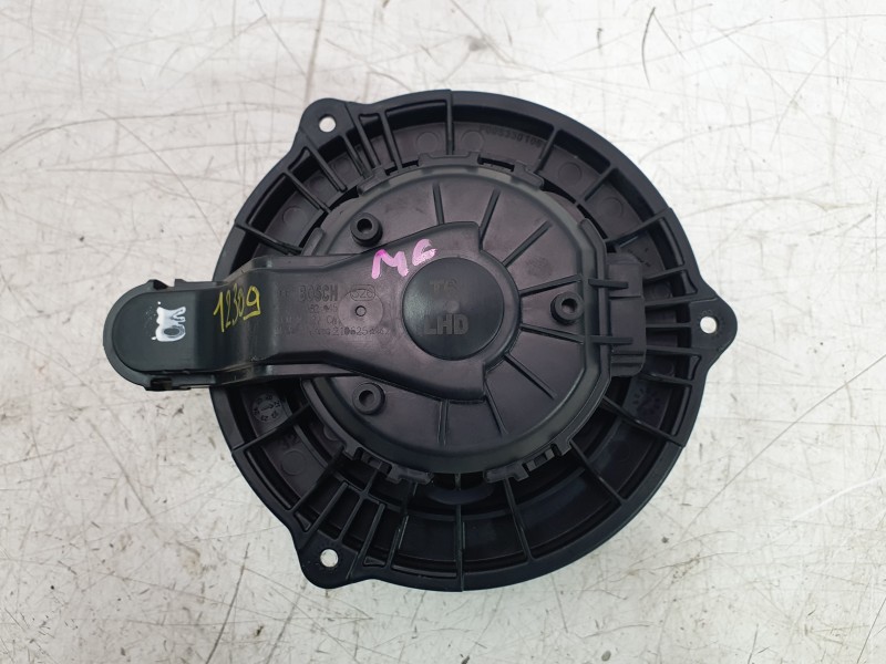 Recambio de ventilador calefaccion para ford ranger (tke) 2.0 ecoblue 4x4 referencia OEM IAM 2311105  