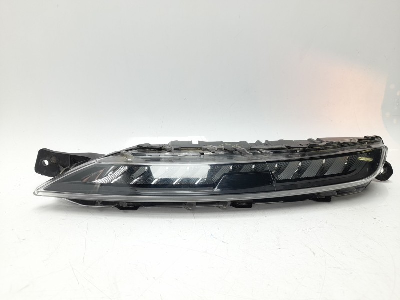 Recambio de piloto delantero izquierdo para citroën c4 grand picasso ii (da_, de_) 1.2 thp 130 referencia OEM IAM 9816714880  50