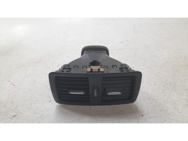 Recambio de rejilla aireadora para bmw x2 (f39) sdrive 18 d referencia OEM IAM 9292742  