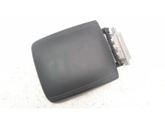 Recambio de apoyabrazos central para ssangyong rexton limited 4x4 referencia OEM IAM 7795036002   2