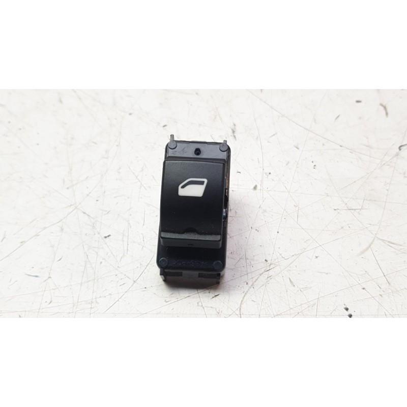 Recambio de mando elevalunas trasero izquierdo para citroën c4 grand picasso ii (da_, de_) 1.2 thp 130 referencia OEM IAM 967622