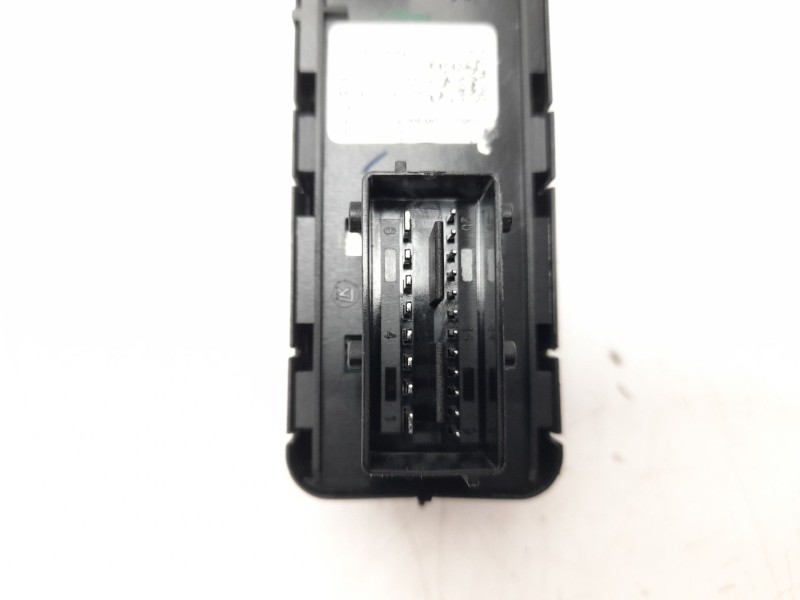 Recambio de mando elevalunas delantero izquierdo para citroën c4 grand picasso ii (da_, de_) 1.2 thp 130 referencia OEM IAM 9824
