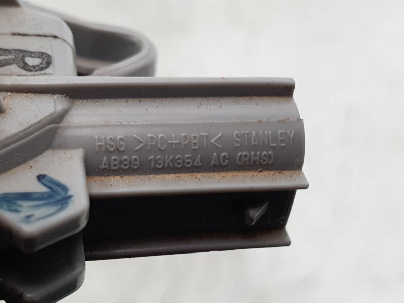 Recambio de piloto lateral derecho para ford ranger (tke) 2.0 ecoblue 4x4 referencia OEM IAM AB3913K354AC  