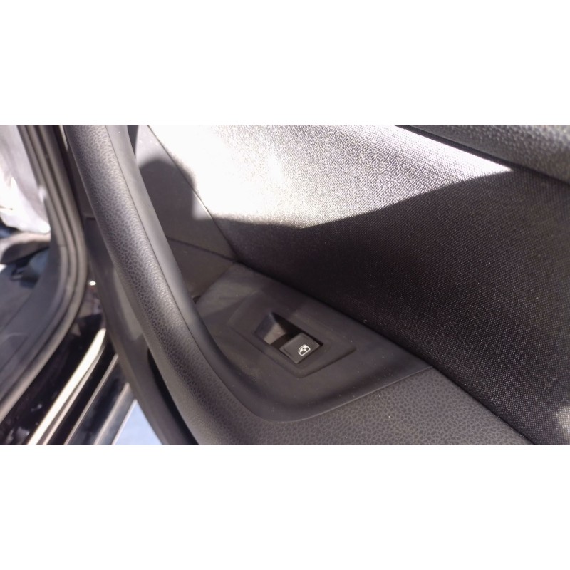 Recambio de mando elevalunas trasero derecho para volkswagen passat b8 (3g2, cb2) 2.0 tdi referencia OEM IAM   