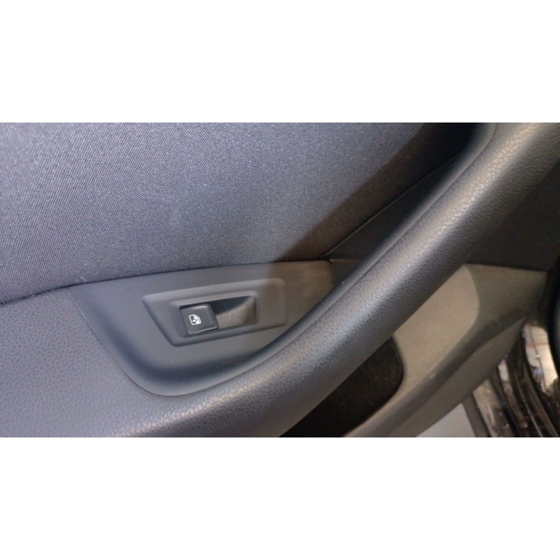 Recambio de mando elevalunas trasero izquierdo para volkswagen passat b8 (3g2, cb2) 2.0 tdi referencia OEM IAM   