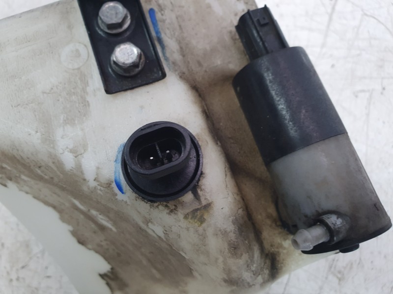 Recambio de deposito limpia para ford ranger (tke) 2.0 ecoblue 4x4 referencia OEM IAM 2505377  