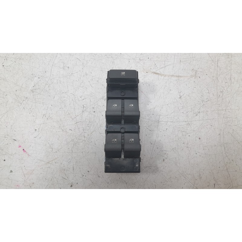 Recambio de mando elevalunas delantero izquierdo para hyundai i30 (pde, pd, pden) 2.0 n referencia OEM IAM 93571G3030  IAF680087