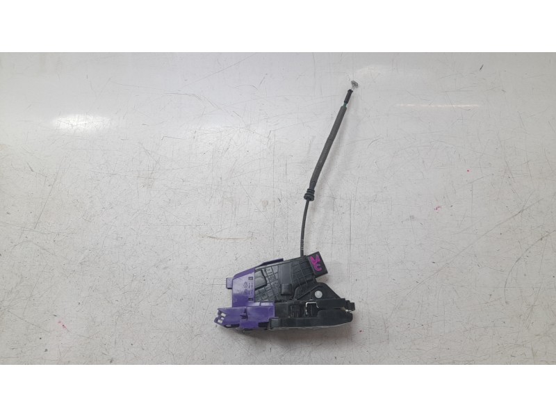 Recambio de cerradura puerta trasera derecha para hyundai i30 (pde, pd, pden) 2.0 n referencia OEM IAM 81420G3000  