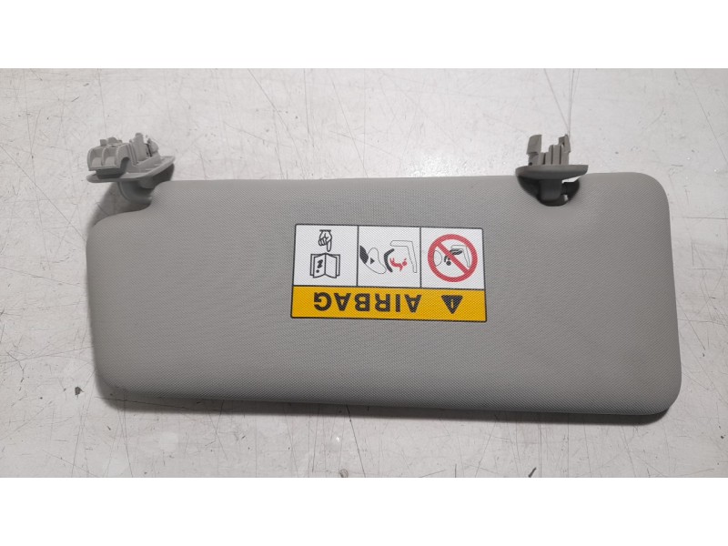 Recambio de parasol derecho para renault clio iv 1.5 dci diesel fap referencia OEM IAM 964000633R  