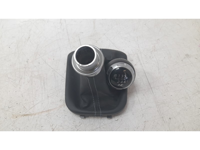 Recambio de pomo palanca cambio para hyundai i30 (pde, pd, pden) 2.0 n referencia OEM IAM 43711S0100  