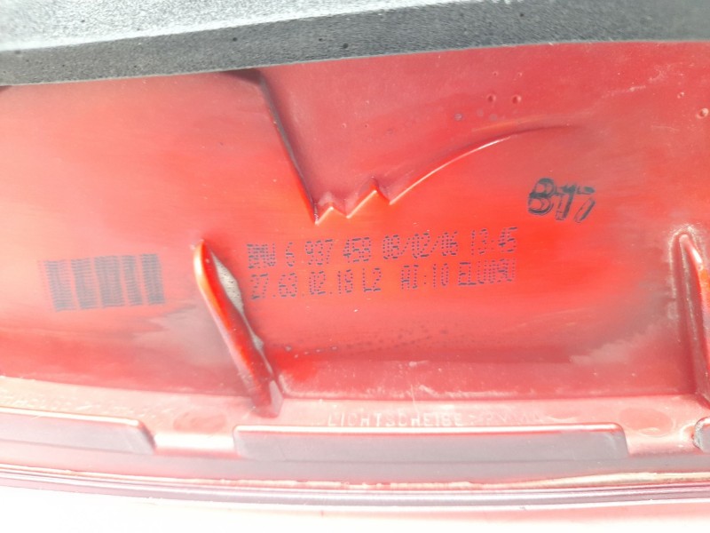 Recambio de piloto trasero derecho para bmw 3 (e90) 320 d referencia OEM IAM 693745808  103F06141770/16200732/210057H/BM0244153