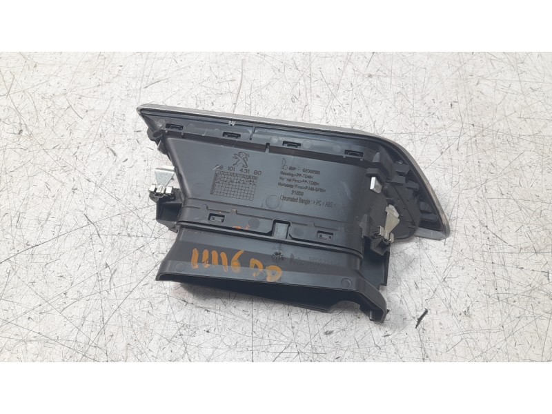 Recambio de rejilla aireadora para peugeot 5008 1.6 blue-hdi fap referencia OEM IAM 9810143180  