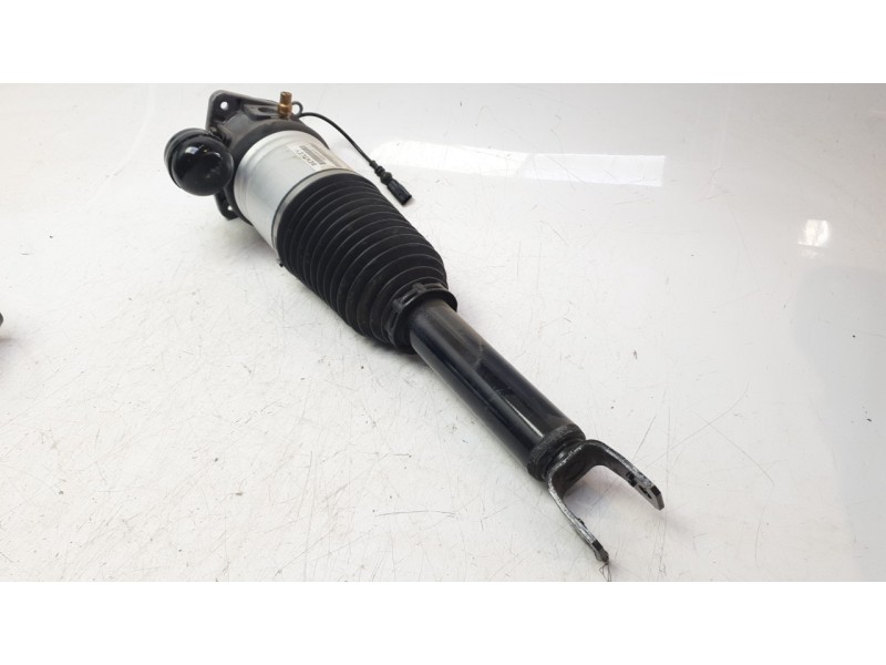 Recambio de amortiguador trasero izquierdo para bentley continental flying spur (3w_) 6.0 referencia OEM IAM 3W5616001B  