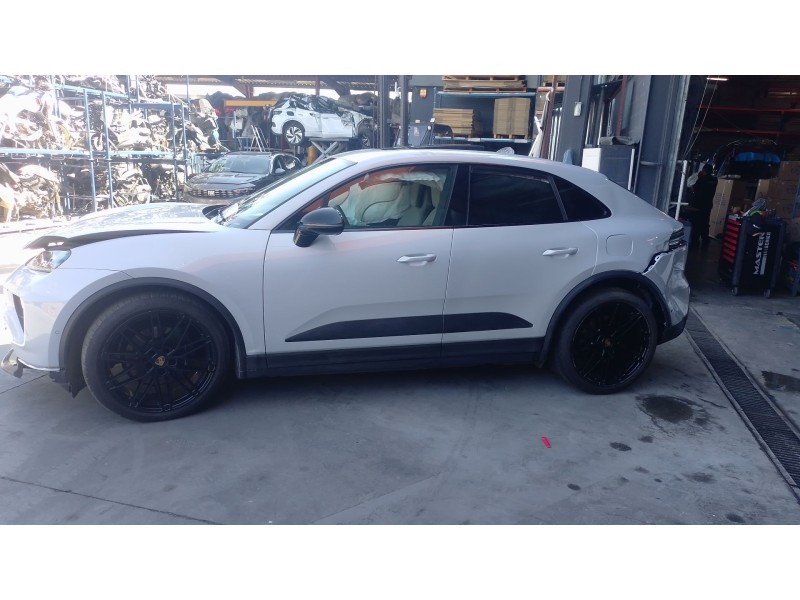 porsche macan (xab) 4 electric del año 2025