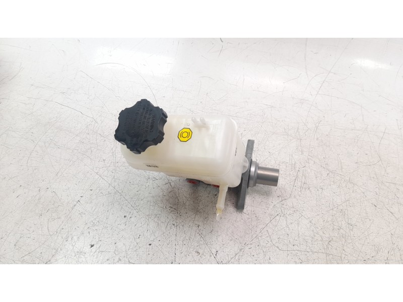 Recambio de bomba freno para ssangyong rexton limited 4x4 referencia OEM IAM 4854036000  