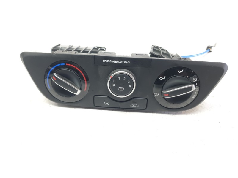 Recambio de mando calefaccion / aire acondicionado para hyundai i10 iii (ac3, ai3) 1.0 mpi referencia OEM IAM 97250K7131  