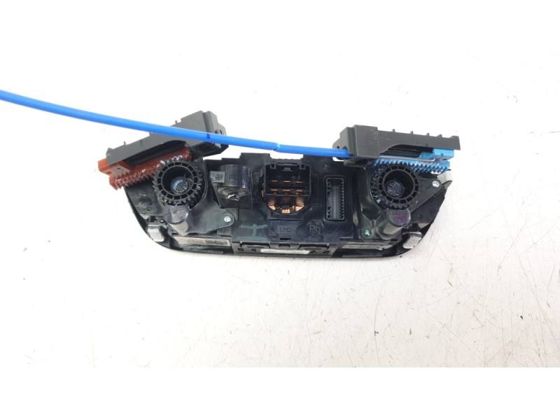 Recambio de mando calefaccion / aire acondicionado para hyundai i10 iii (ac3, ai3) 1.0 mpi referencia OEM IAM 97250K7131  
