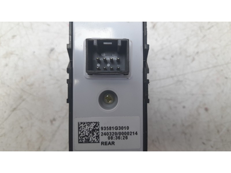 Recambio de mando elevalunas delantero derecho para hyundai i30 (pde, pd, pden) 2.0 n referencia OEM IAM 93576G3010PMP  