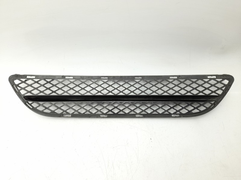 Recambio de rejilla paragolpes central para bmw 3 (e90) 320 d referencia OEM IAM 51117154556  107061415/210110E/BM0242120