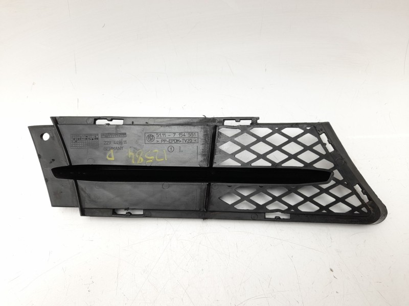 Recambio de rejilla paragolpes izquierda para bmw 3 (e90) 320 d referencia OEM IAM 51117154551  