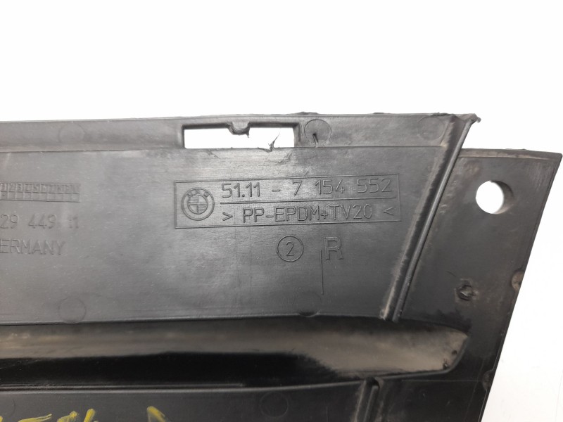 Recambio de rejilla paragolpes derecha para bmw 3 (e90) 320 d referencia OEM IAM 51117154552  107061416/210110G/BM0242123