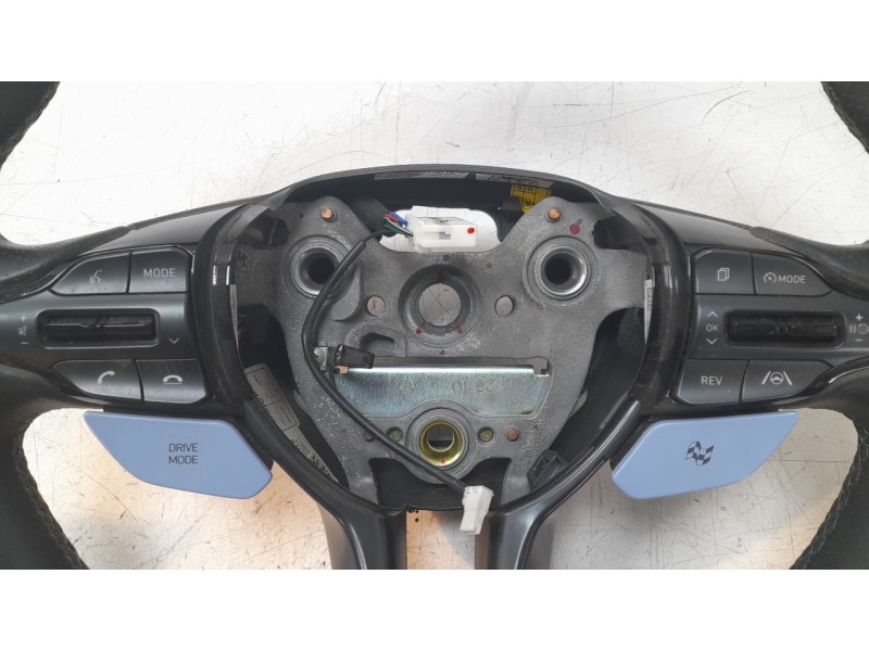 Recambio de volante para hyundai i30 (pde, pd, pden) 2.0 n referencia OEM IAM 56110G4240TRY  