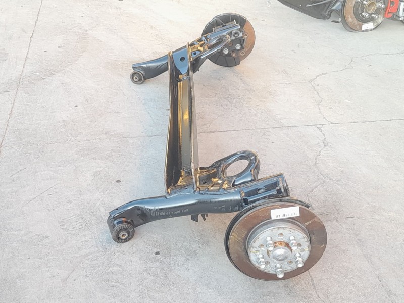 Recambio de puente trasero para mg zs suv (azs1) 1.5 vti referencia OEM IAM 11066668  