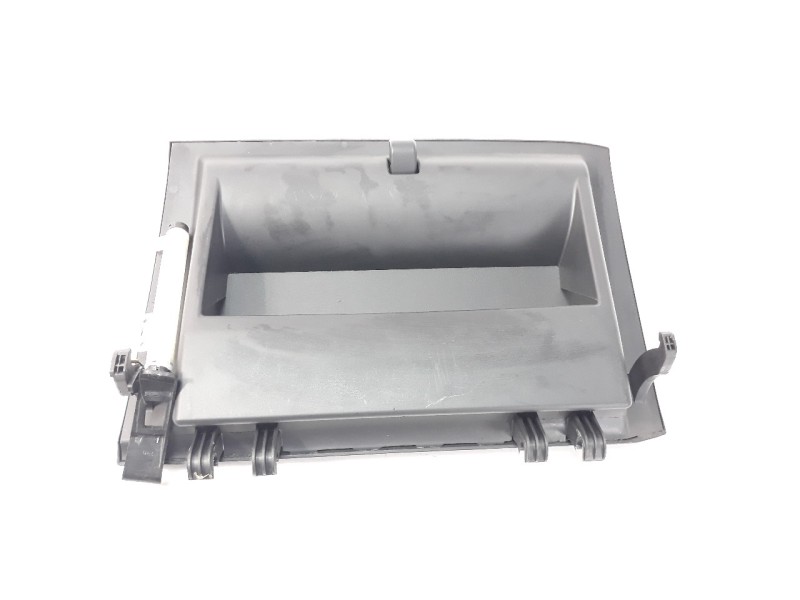 Recambio de guantera para hyundai i20 1.2 16v cat referencia OEM IAM 845211J000  