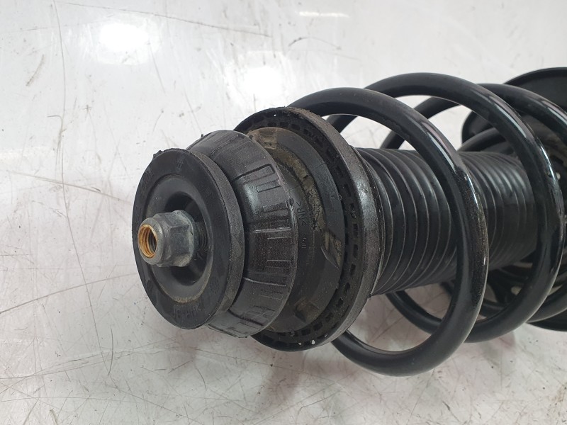 Recambio de amortiguador delantero derecho para renault clio v (b7_) 1.5 blue dci 85 (b7ag) referencia OEM IAM 543023135R  