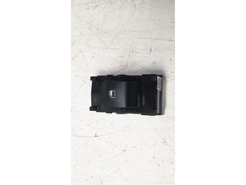 Recambio de mando elevalunas trasero izquierdo para hyundai i10 iii (ac3, ai3) 1.0 mpi referencia OEM IAM 93581K6500NNB  