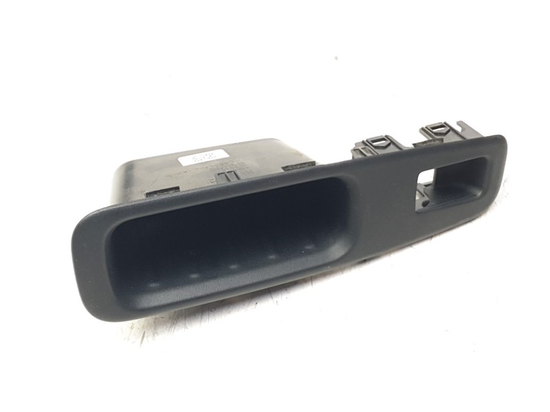 Recambio de moldura para hyundai i10 iii (ac3, ai3) 1.0 mpi referencia OEM IAM 83731K7010  