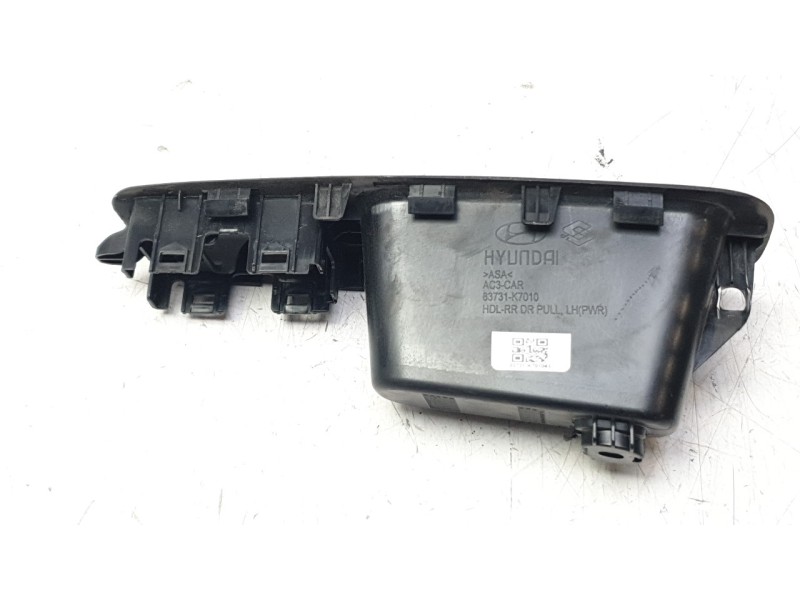 Recambio de moldura para hyundai i10 iii (ac3, ai3) 1.0 mpi referencia OEM IAM 83731K7010  