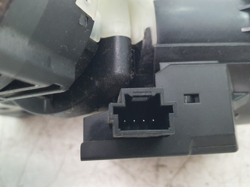 Recambio de conmutador de arranque para renault clio v (b7_) 1.5 blue dci 85 (b7ag) referencia OEM IAM 285916400R  