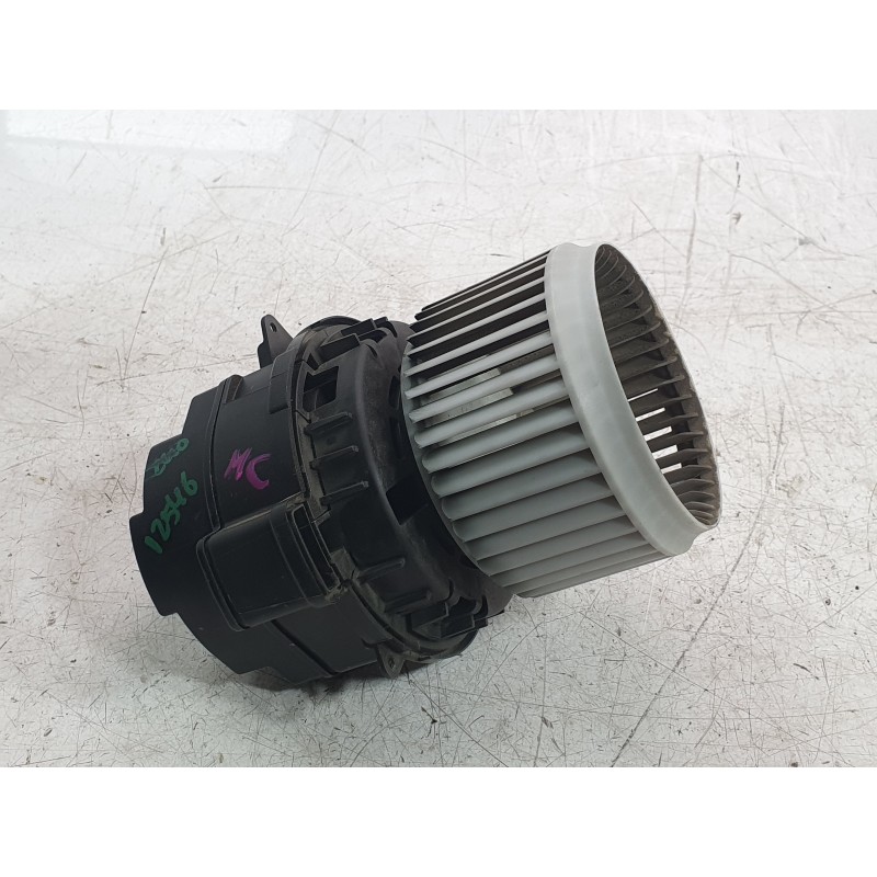 Recambio de ventilador calefaccion para renault clio v (b7_) 1.5 blue dci 85 (b7ag) referencia OEM IAM 272104788R  
