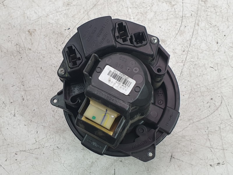 Recambio de ventilador calefaccion para renault clio v (b7_) 1.5 blue dci 85 (b7ag) referencia OEM IAM 272104788R  